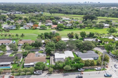 Welcome to your move-in-ready oasis in desirable Kendale South! on Killian Greens Golf Club in Florida - for sale on GolfHomes.com, golf home, golf lot