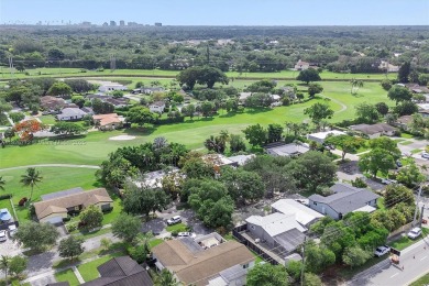 Welcome to your move-in-ready oasis in desirable Kendale South! on Killian Greens Golf Club in Florida - for sale on GolfHomes.com, golf home, golf lot