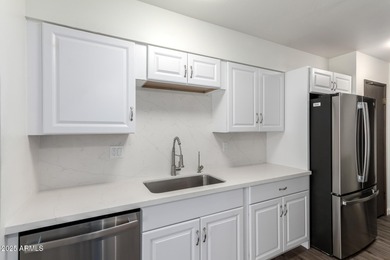 NO HOA! Fully remodeled home situated on an oversized cul-de-sac on Quail Run Golf Course in Arizona - for sale on GolfHomes.com, golf home, golf lot