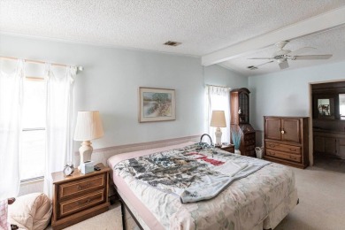 55+ COMMUNITY - Investor Alert: Diamond in the Rough!  Calling on Lake Fairways Country Club in Florida - for sale on GolfHomes.com, golf home, golf lot