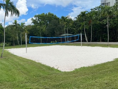 COME FOR THE VIEWS, STAY FOR THE LIFESTYLE! This spacious 3-bed on Oaks Country Club in Florida - for sale on GolfHomes.com, golf home, golf lot