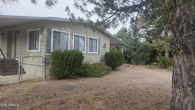 Super Clean and Nicely Updated Open Floor Plan with Lots of on Prescott Golf and Country Club in Arizona - for sale on GolfHomes.com, golf home, golf lot