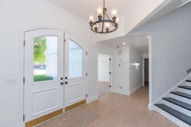 Welcome to 3 Sutton Place, a beautifully remodeled tri-level on Tascosa Country Club in Texas - for sale on GolfHomes.com, golf home, golf lot