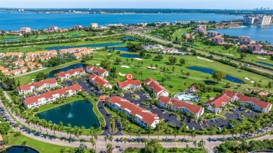 NO FLOOD INSURANCE REQUIRED! DID NOT FLOOD DURING 2024 STORMS! on Isla Del Sol Yacht and Country Club in Florida - for sale on GolfHomes.com, golf home, golf lot