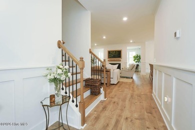 This spacious & elegant home with over 3,100 sf, offer flexible on Mid South Club in North Carolina - for sale on GolfHomes.com, golf home, golf lot