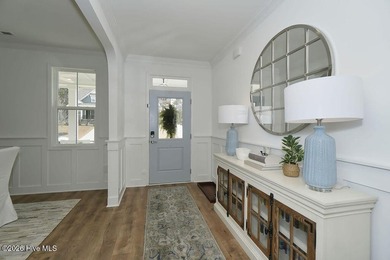 This spacious & elegant home with over 3,100 sf, offer flexible on Mid South Club in North Carolina - for sale on GolfHomes.com, golf home, golf lot