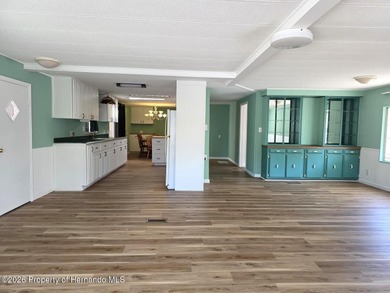 Welcome to Easy Living, in this beautifiully maintained on Brookridge Country Club in Florida - for sale on GolfHomes.com, golf home, golf lot