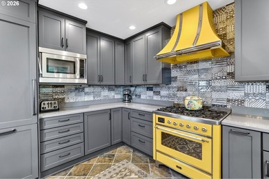 Luxury Turn-Key Fully Furnished Oceanfront Retreat perfectly on  in Oregon - for sale on GolfHomes.com, golf home, golf lot