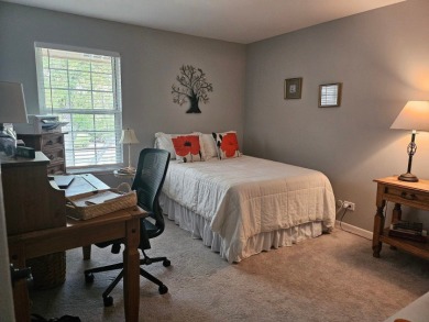 This beautifully decorated and completely renovated townhome is on Heather Ridge Golf Club in Illinois - for sale on GolfHomes.com, golf home, golf lot