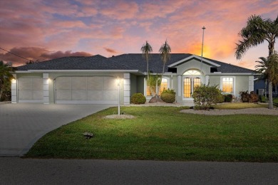 One or more photo(s) has been virtually staged. BRAND NEW on Pinemoor West Golf Club in Florida - for sale on GolfHomes.com, golf home, golf lot