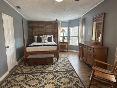 The Lot Rent for this home is $1,742.00/monthly.   This on Pine Lakes Country Club in Florida - for sale on GolfHomes.com, golf home, golf lot