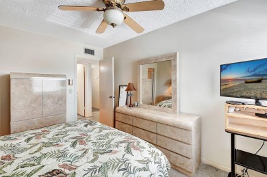Clean and well maintained 2 Bedroom 2 Bath Condo , move- in on Kings Point Golf -Flanders Way in Florida - for sale on GolfHomes.com, golf home, golf lot