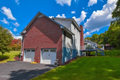 This gorgeous Cape Cod Colonial home is located in the heart of on Tri Cities Golf Club in Tennessee - for sale on GolfHomes.com, golf home, golf lot