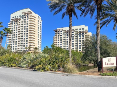 Beautifully renovated 2BR/2.5BA CORNER, LOCK-OUT features a wrap on Sandestin Golf and Beach Resort - The Links in Florida - for sale on GolfHomes.com, golf home, golf lot