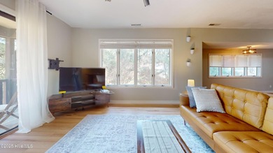 Completely Furnished Golf Front Condo!! This turnkey condo is on Hyland Golf Club in North Carolina - for sale on GolfHomes.com, golf home, golf lot