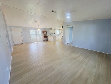 Charming Renovated 3-Bedroom Home Near Manatee Springs!
 on Chiefland Golf and Country Club in Florida - for sale on GolfHomes.com, golf home, golf lot
