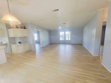 Charming Renovated 3-Bedroom Home Near Manatee Springs!
 on Chiefland Golf and Country Club in Florida - for sale on GolfHomes.com, golf home, golf lot