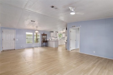 Charming Renovated 3-Bedroom Home Near Manatee Springs!
 on Chiefland Golf and Country Club in Florida - for sale on GolfHomes.com, golf home, golf lot