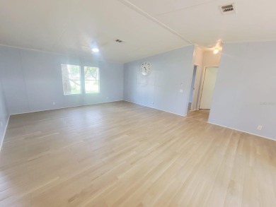 Charming Renovated 3-Bedroom Home Near Manatee Springs!
 on Chiefland Golf and Country Club in Florida - for sale on GolfHomes.com, golf home, golf lot
