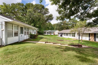 Beautiful End unit 2 Bedrooms 1.5 Baths 1 Car Garage and Heated on Leisure Village Golf Course in New York - for sale on GolfHomes.com, golf home, golf lot
