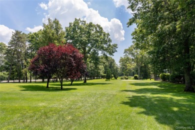 Beautiful End unit 2 Bedrooms 1.5 Baths 1 Car Garage and Heated on Leisure Village Golf Course in New York - for sale on GolfHomes.com, golf home, golf lot