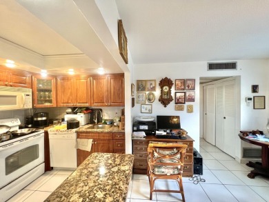 Discover the perfect blend of comfort and convenience in this on Kings Point Golf -Flanders Way in Florida - for sale on GolfHomes.com, golf home, golf lot
