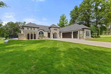 Experience modern luxury in this meticulously designed Smart on Hide-A-Way Lake Golf Course in Texas - for sale on GolfHomes.com, golf home, golf lot