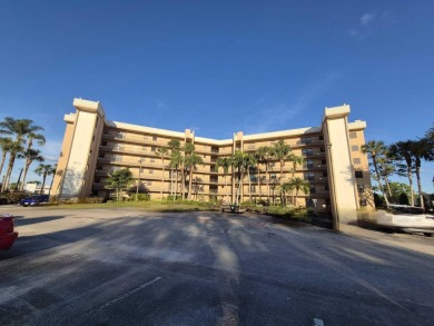 REDUCED for a quick sale. Price to SELL, This Condo at Lucerne on Forest Oaks Golf Club in Florida - for sale on GolfHomes.com, golf home, golf lot