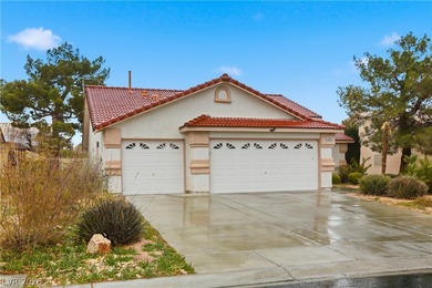Newly renovated single-story home in the guard-gated Los Prados on Los Prados Golf Course in Nevada - for sale on GolfHomes.com, golf home, golf lot