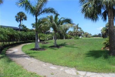 DIAMOND IN THE ROUGH! A GORDON G LEWIS DESIGNED 65 ACRE 18 HOLE on Alden Pines Golf Club in Florida - for sale on GolfHomes.com, golf home, golf lot