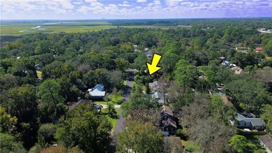 Welcome to this beautifully remodeled 3-bed, 2-bath home in the on Brunswick Country Club in Georgia - for sale on GolfHomes.com, golf home, golf lot