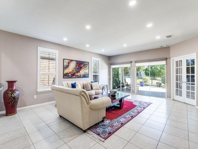 Welcome to this warm and inviting home in the highly on Frisco Lakes Golf Course in Texas - for sale on GolfHomes.com, golf home, golf lot