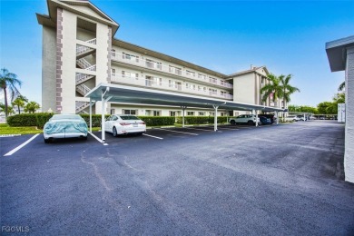 Ground-Level 2BR/2BA Condo in Desirable Golfview Golf & Racquet on Golfview Golf and Racquet Club in Florida - for sale on GolfHomes.com, golf home, golf lot
