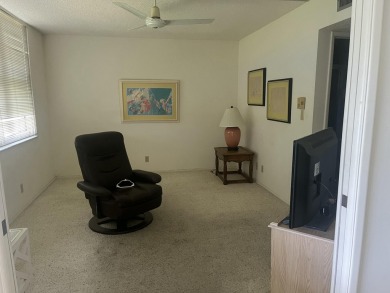 FOR THE BUYER THAT WANTS TO UPDATE A UNIT THEIR WAY,  LOOK AT on Palm-Aire Country Club and Resort - The Oaks in Florida - for sale on GolfHomes.com, golf home, golf lot