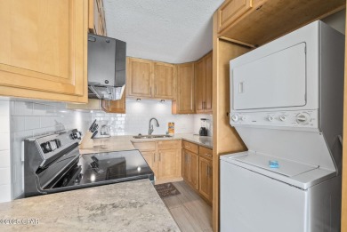 Stunning Gulf-View Condo - Updated & Rental-Ready!Seller is on Signal Hill Golf Course, Inc. in Florida - for sale on GolfHomes.com, golf home, golf lot