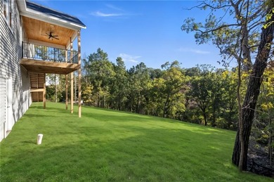 Welcome to 31 Cullen Hills Drive--a stunning 3-bedroom + office on Bella Vista Country Club - Scottsdale in Arkansas - for sale on GolfHomes.com, golf home, golf lot