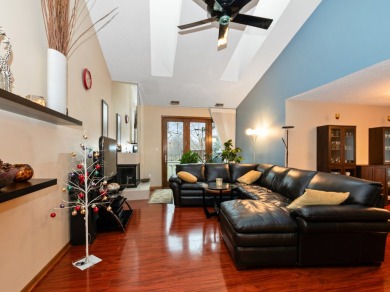 Welcome home to this rarely available 3 bedroom/2 bath with 2 on Oak Hills Country Club in Illinois - for sale on GolfHomes.com, golf home, golf lot