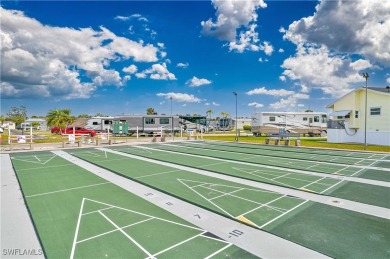 This fantastic lot comes with upgraded 120 AMP ELECTRICAL on Kelly Greens Golf and Country Club in Florida - for sale on GolfHomes.com, golf home, golf lot
