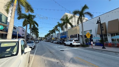 Modern High-rise in Doral. Large One bed,one bath on 15 th floor on Doral Golf Resort in Florida - for sale on GolfHomes.com, golf home, golf lot