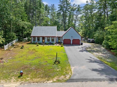 This charming meticulously maintained 3-bedroom 1.5 bath cape on Mojalaki Country Club in New Hampshire - for sale on GolfHomes.com, golf home, golf lot