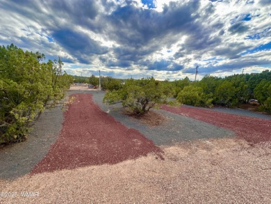 This .42-acre cul-de-sac lot is a standout opportunity in White on Silver Creek Golf Club in Arizona - for sale on GolfHomes.com, golf home, golf lot