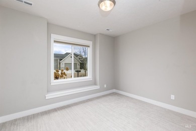 Welcome to your home with a view! This beautiful 3 bed, 2 bath on Hunters Point Golf Club in Idaho - for sale on GolfHomes.com, golf home, golf lot