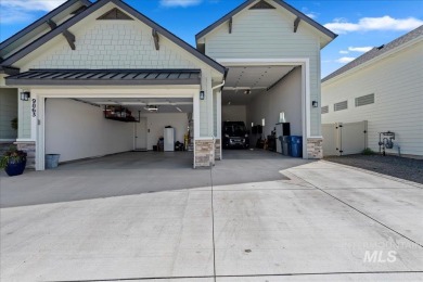 Welcome to your new luxury home, a spacious and elegantly on River Birch Golf Course in Idaho - for sale on GolfHomes.com, golf home, golf lot