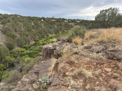 Welcome home to this great lot to start fresh and build your on Silver Creek Golf Club in Arizona - for sale on GolfHomes.com, golf home, golf lot