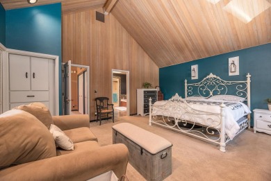 Nestled at the end of a quiet dead-end road, this beautifully on Prineville Golf and Country Club in Oregon - for sale on GolfHomes.com, golf home, golf lot