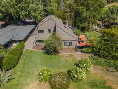 Nestled at the end of a quiet dead-end road, this beautifully on Prineville Golf and Country Club in Oregon - for sale on GolfHomes.com, golf home, golf lot
