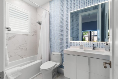 Immaculate, completely renovated MOVE IN READY 3 bedrooms with 3 on Addison Reserve in Florida - for sale on GolfHomes.com, golf home, golf lot