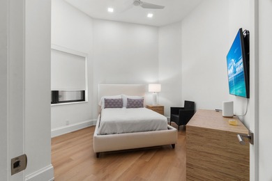 Immaculate, completely renovated MOVE IN READY 3 bedrooms with 3 on Addison Reserve in Florida - for sale on GolfHomes.com, golf home, golf lot