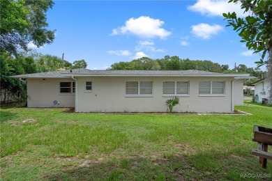 It's move in ready, so are you ready?  Live in Florida beach and on Inverness Golf and Country Club in Florida - for sale on GolfHomes.com, golf home, golf lot