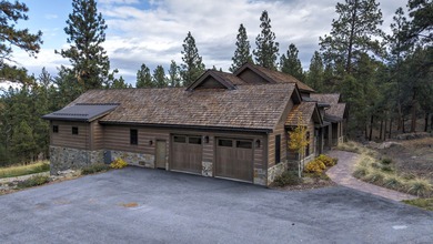 Stunning new western/modern home w/ 4 beds, 4.5 baths offers a on Stock Farm Club in Montana - for sale on GolfHomes.com, golf home, golf lot